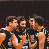 Los Cafeteros terminan con el invicto de los Gigantes en el voleibol superior masculino