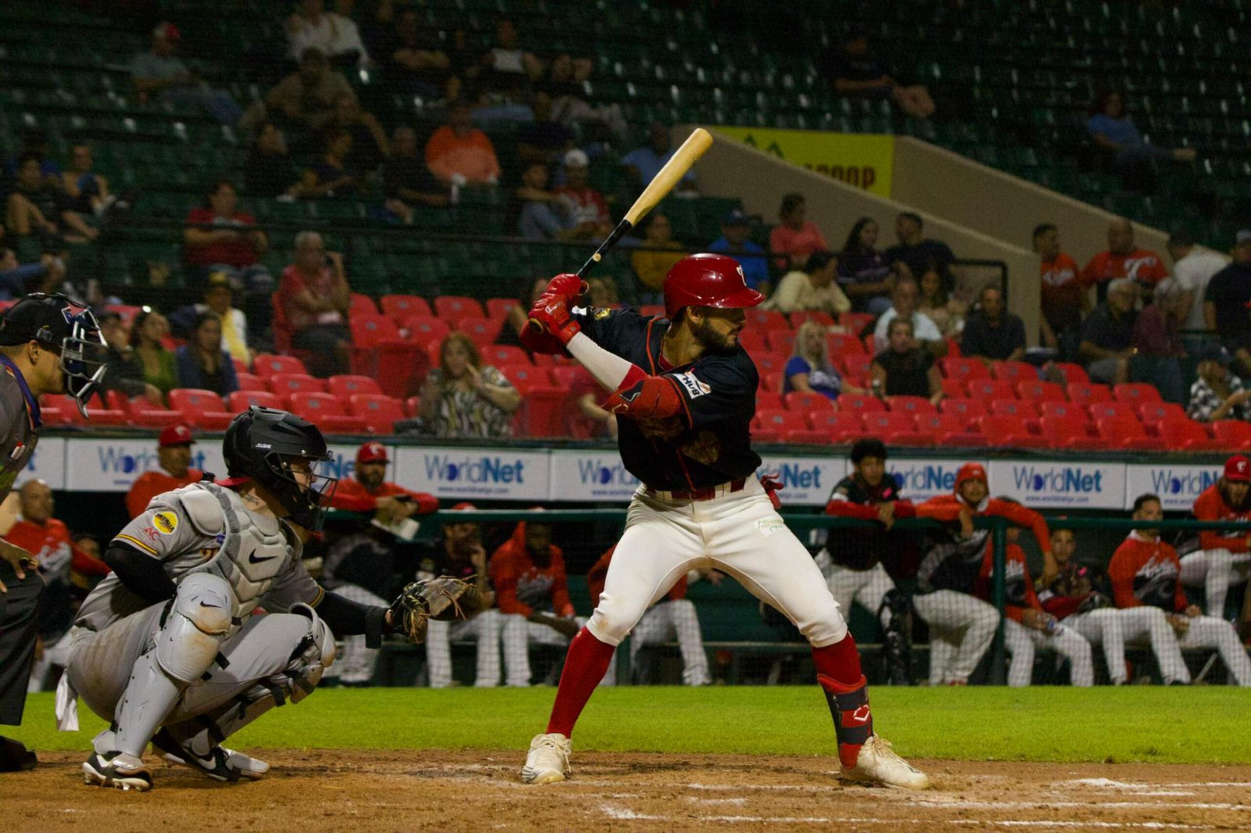 Matthew Lugo sacudió uno de los tres cuadrangulares de los Criollos de Caguas en el encuentro ante los Indios de Mayagüez.