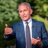 Fauci ve “inevitable” que la nueva variante de COVID-19 llegue a Estados Unidos