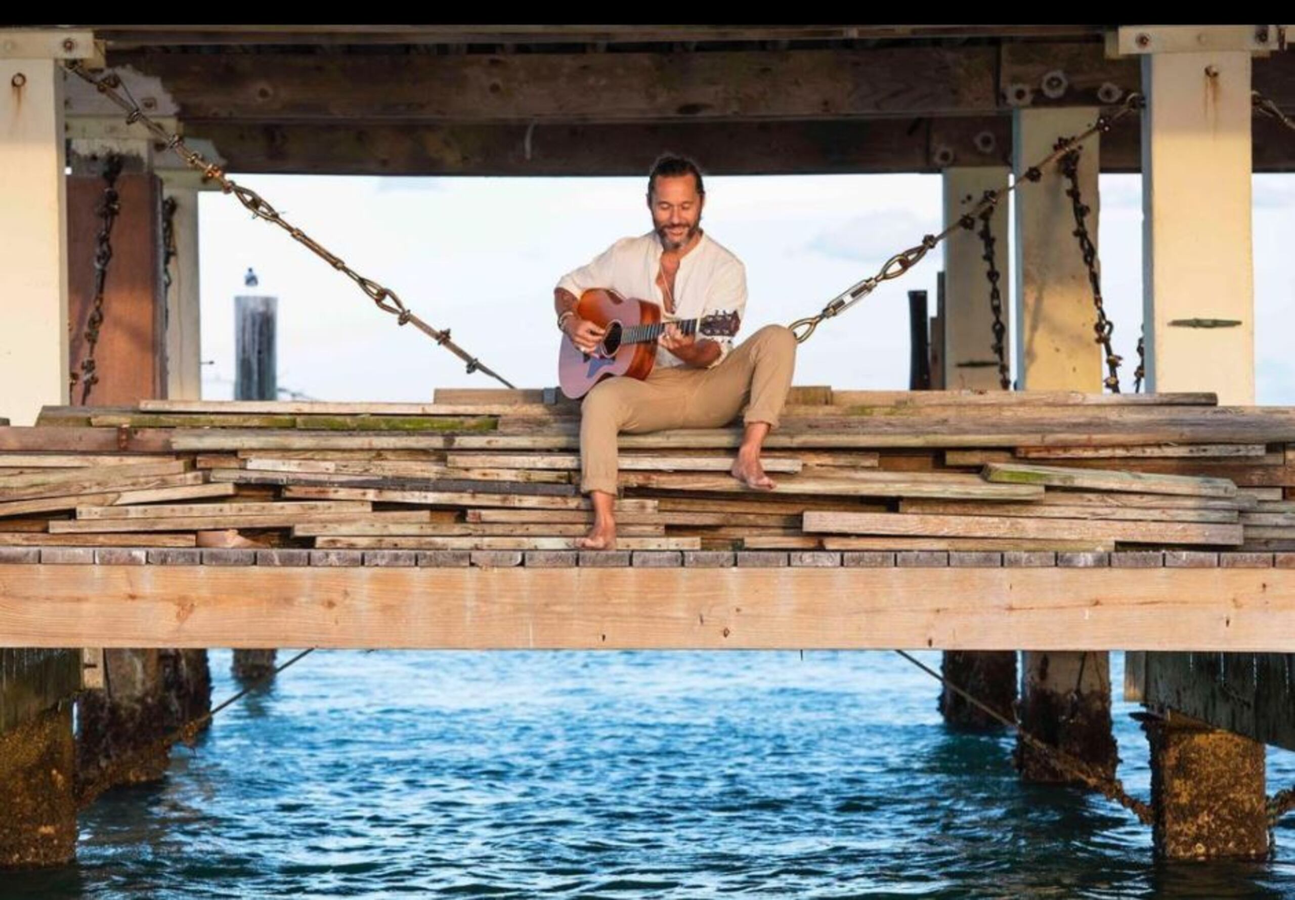 Se desempeña como autor, compositor y productor de todas las canciones junto con Miguel Yadam González.