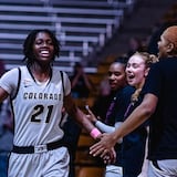 Equipo Nacional de baloncesto femenino abre las puertas para la jugadora Mya Hollingshed