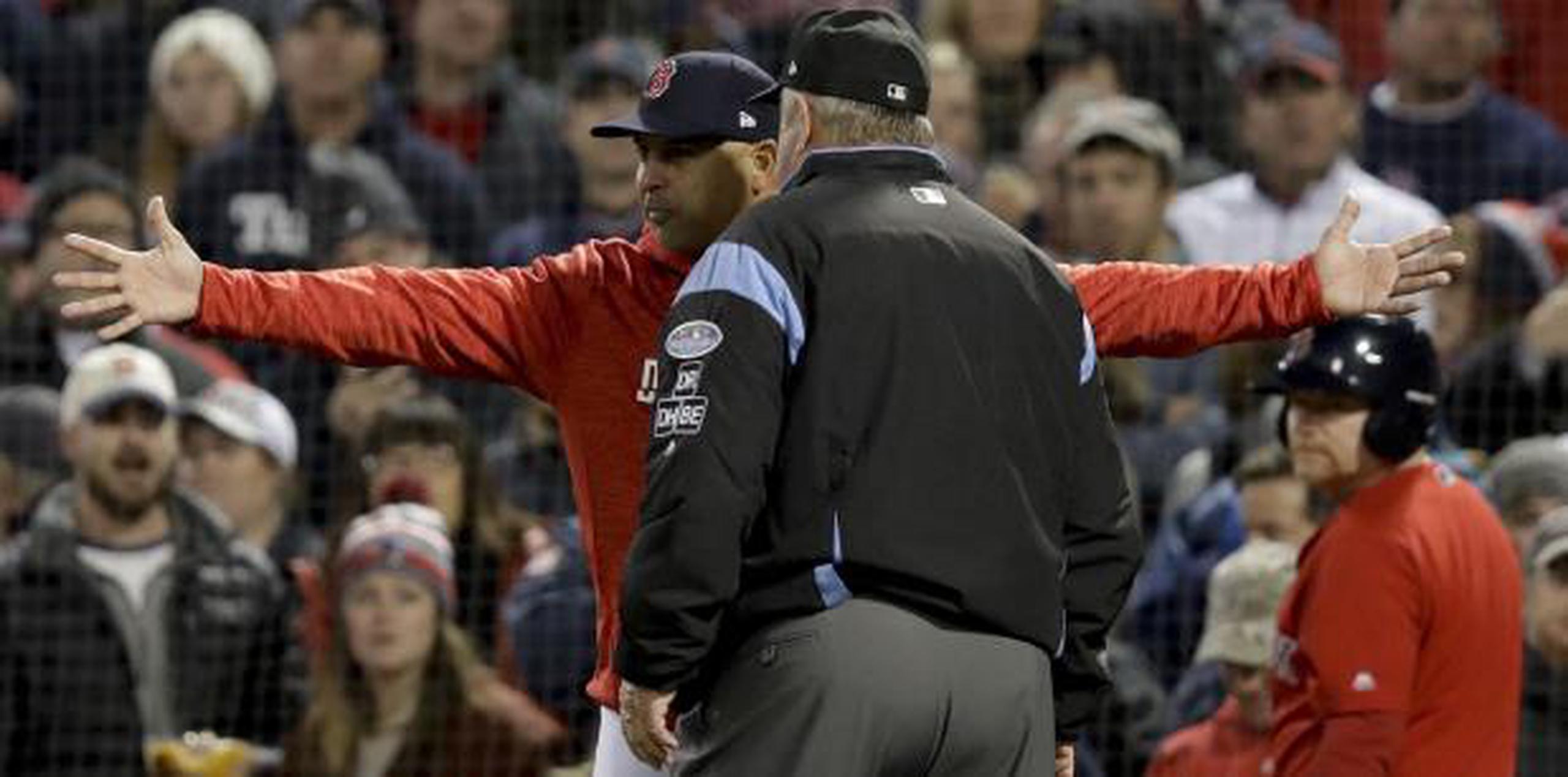 Alex Cora: Orgullo de Serie Mundial para Puerto Rico y Medias