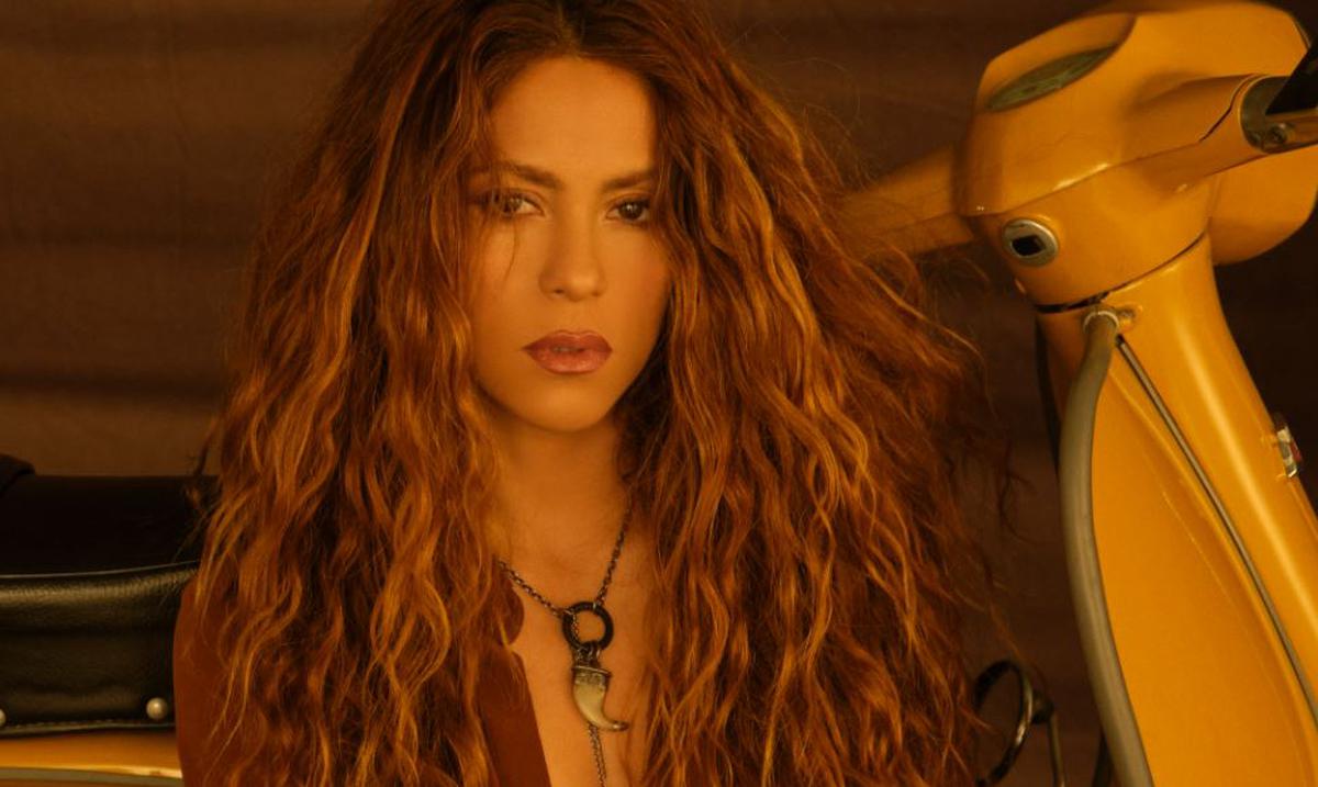 Photos showing “sad” Shakira