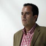 Fuera de WAPA-TV el periodista Rafael Lenín López