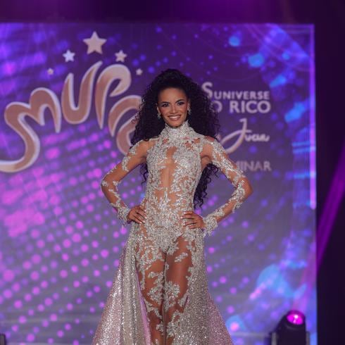 Mucho brillo y elegancia en la preliminar en traje de gala de Miss Universe Puerto Rico