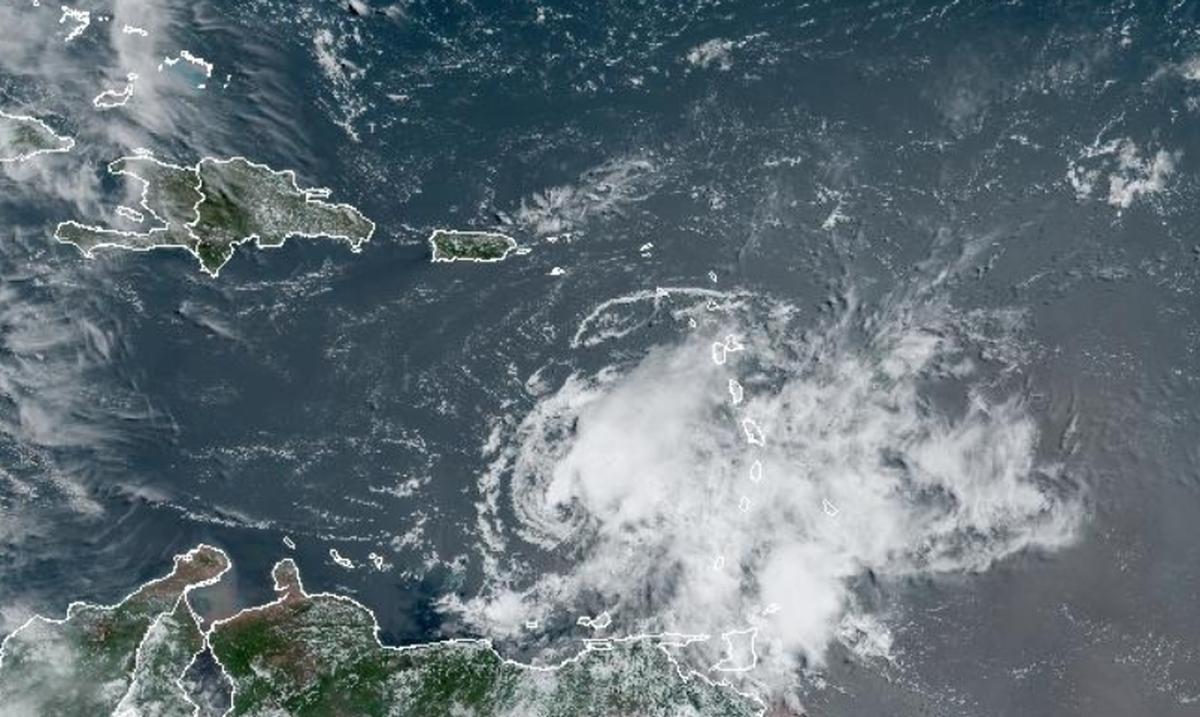 Tormenta tropical Bret mantiene trayectoria por el mar Caribe Primera