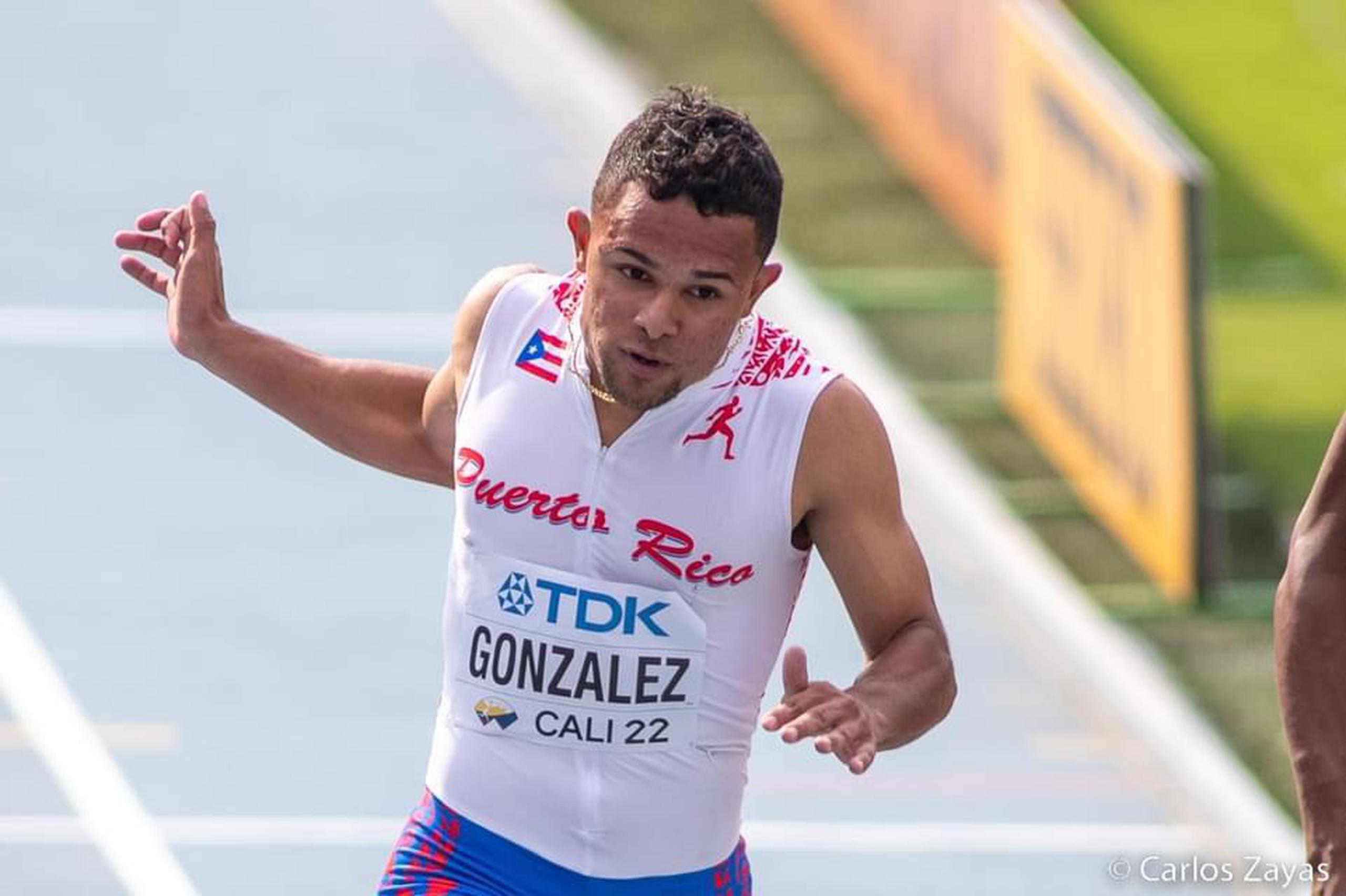 Diego Gonzalez sostiene en 100 metros la última posición de clasificación para París 2024. 