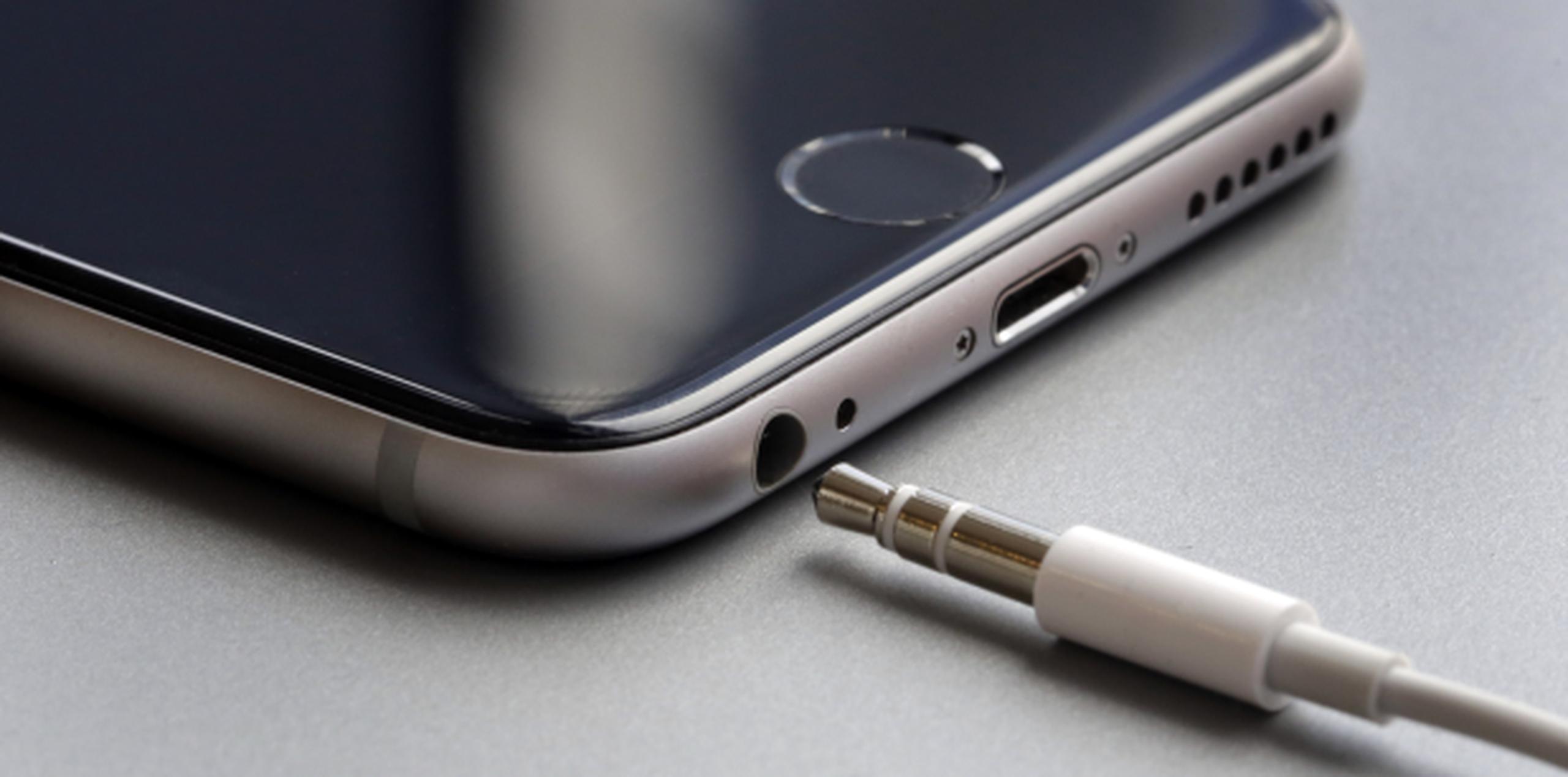Apple no incluirá auriculares con los iPhone 12, según Ming-Chi Kuo