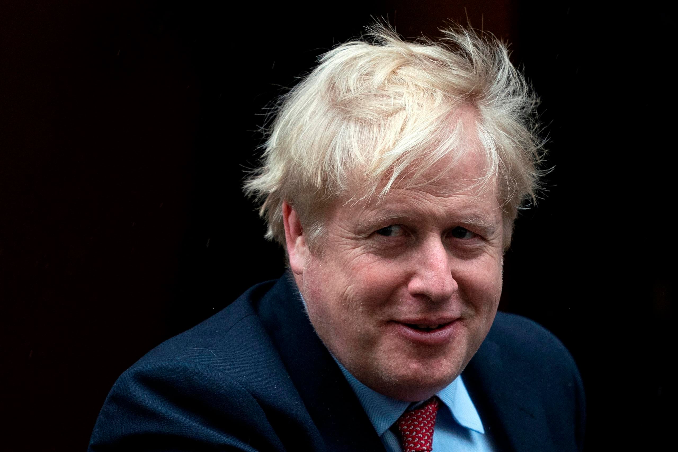 El primer ministro  de Gran Bretaña, Boris Johnson, "necesitará tiempo" para reanudar sus tareas como jefe de estado, dijo el padre del funcionario.
