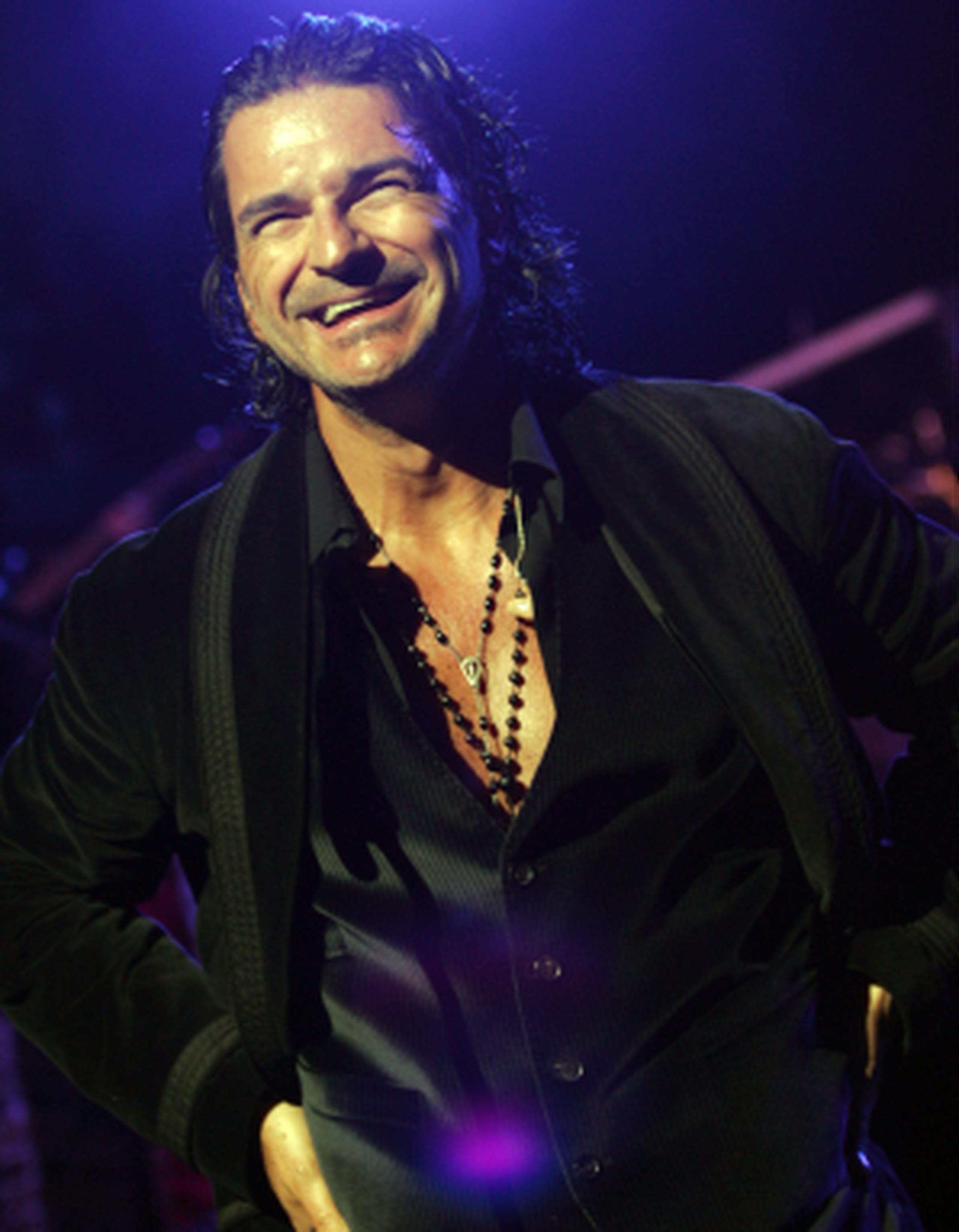 Ricardo Arjona calienta Quito con su "Viaje Tour" Primera Hora