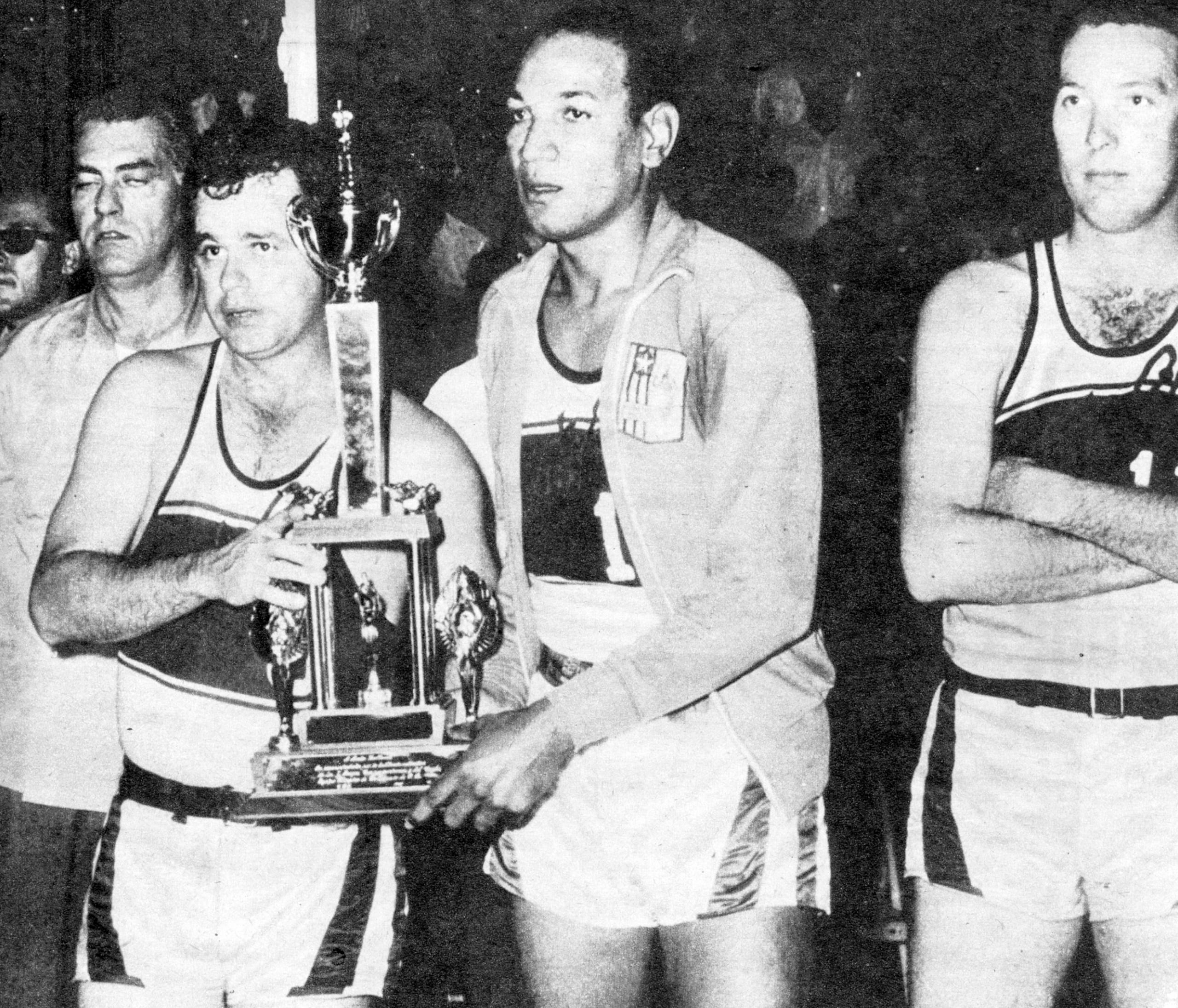 Pachín Vicens, a la izquierda en compañía de Johnny 'el Indio' Báez, fue considerado el Mejor Jugador del Mundial del 1959.