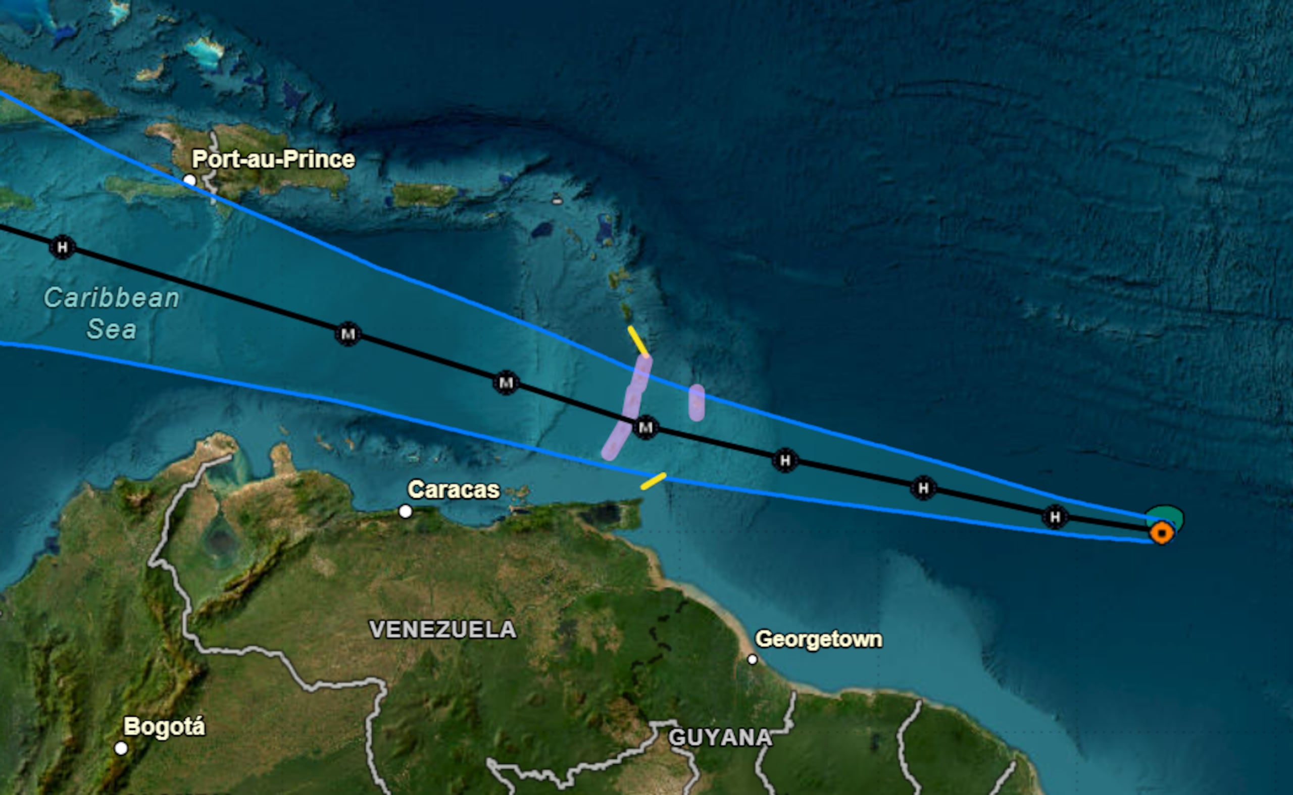Mapa interactivo del Centro Nacional de Huracanes que muestra la posible trayectoria de Beryl por la zona del Caribe.