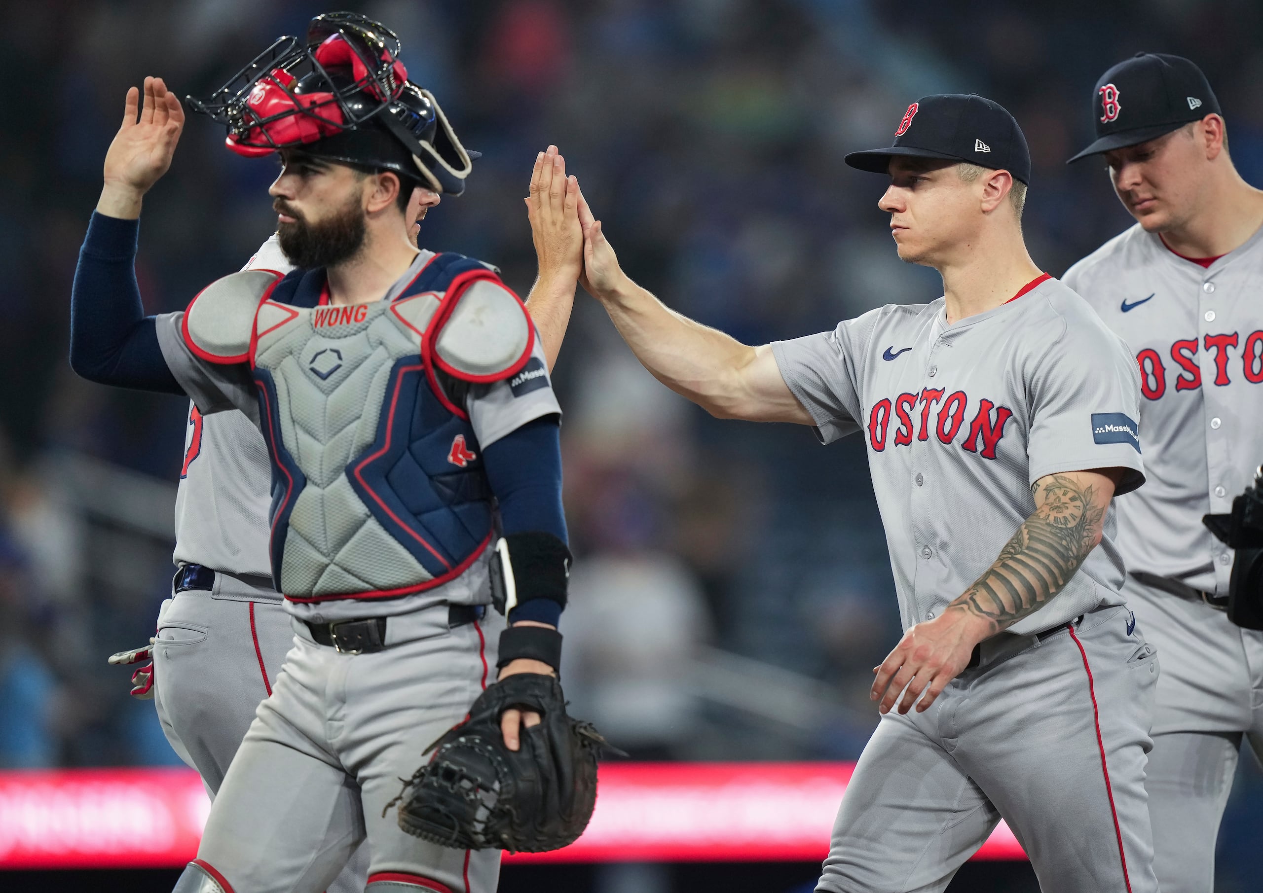 En su racha de victorias, los Red Sox tienen series ganadas ante dos líderes de divisiones, los Yankees y los Phillies.