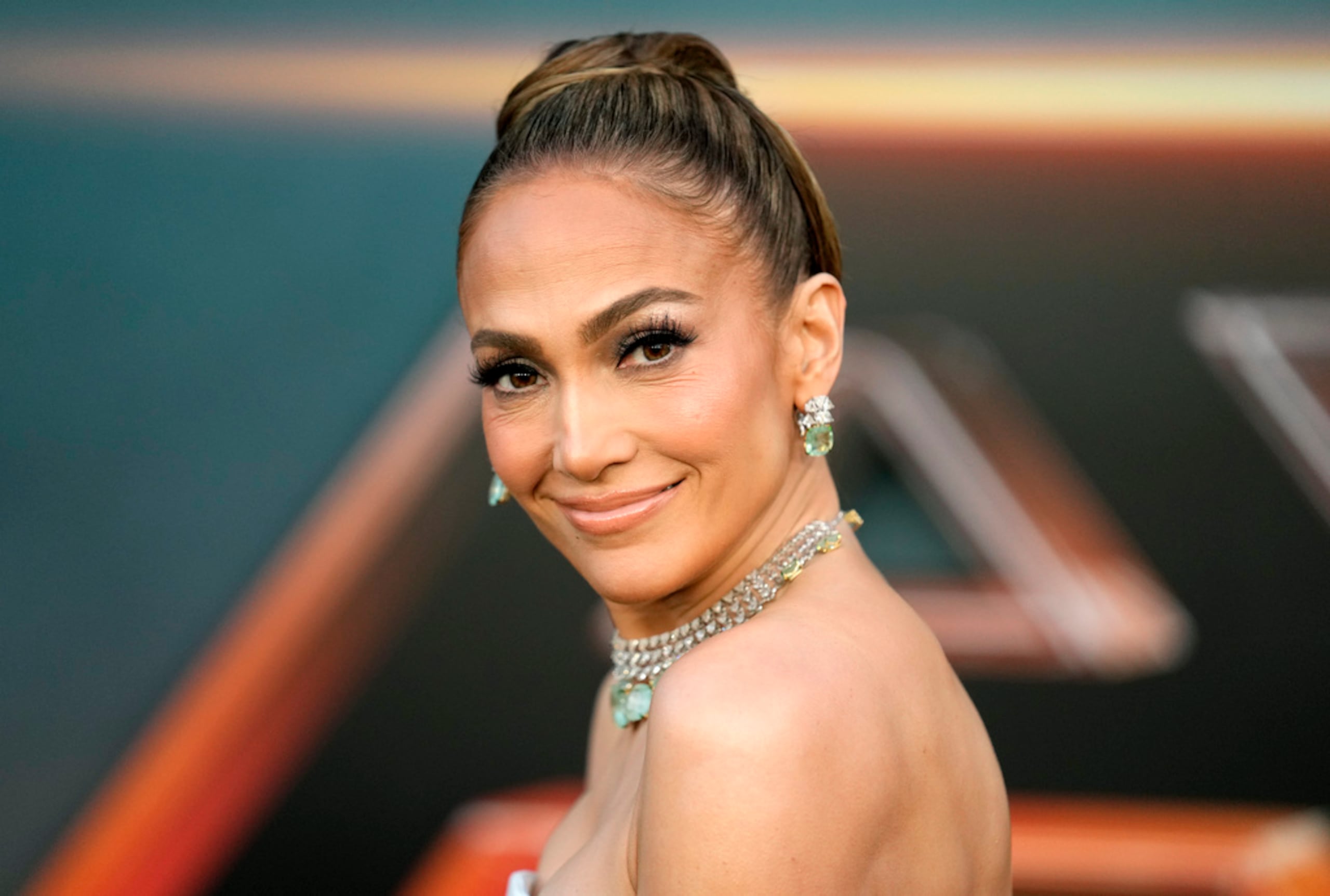 Jennifer Lopez apareció caminando las calles de Nueva York con su anillo de boda.