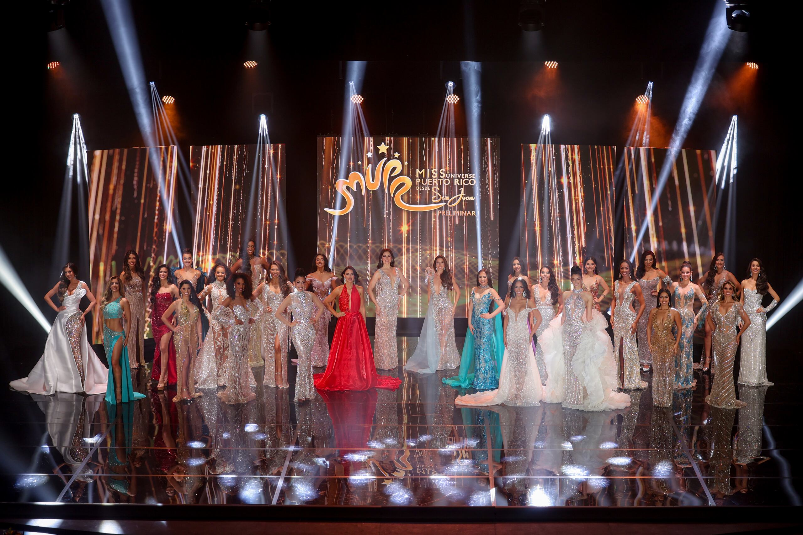 Las delegadas durante la competencia preliminar de Miss Universe Puerto Rico 2024.