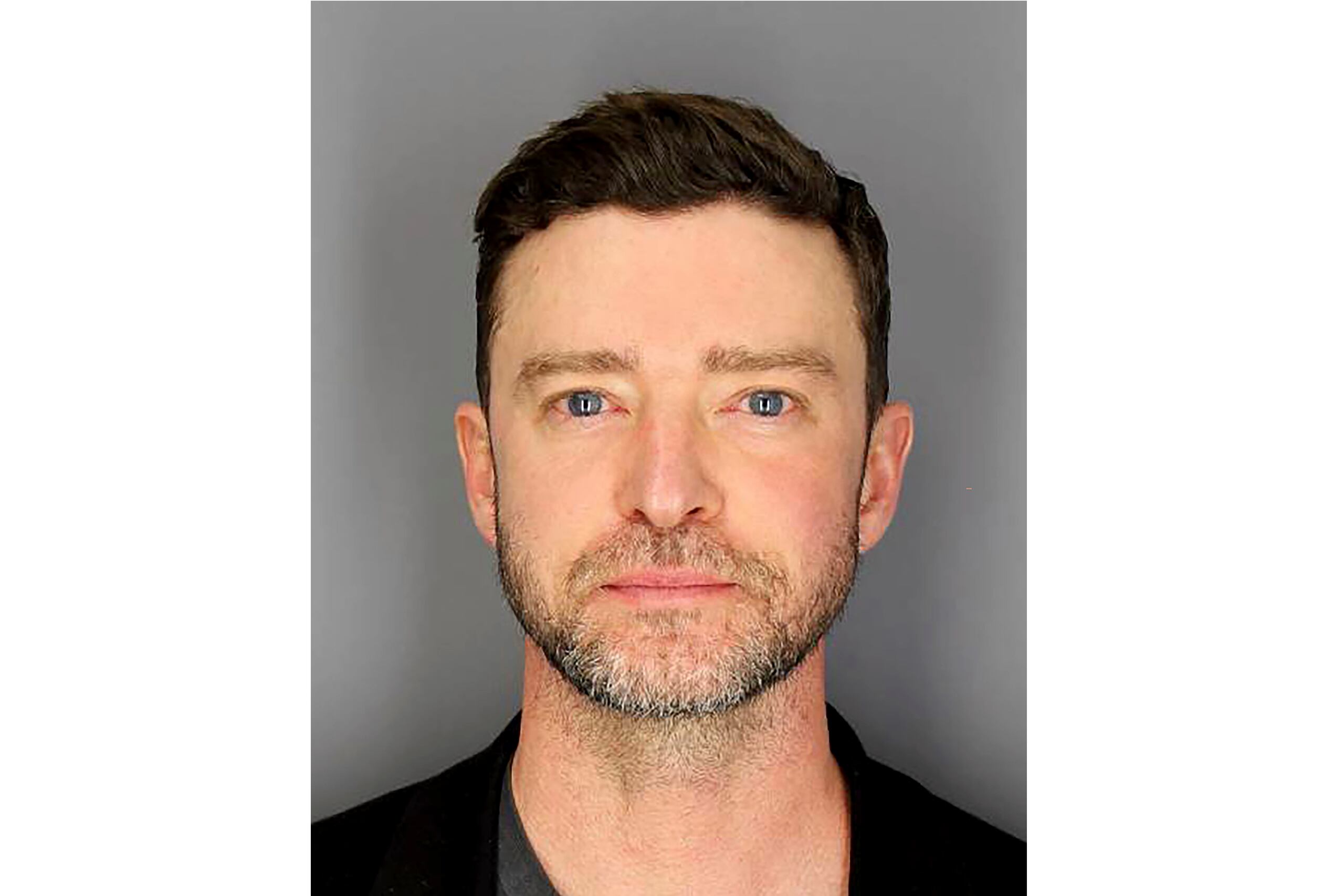 Esta fotografía proporcionada por el Departamento de Policía de Sag Harbor, Nueva York, el 18 de junio de 2024, muestra a Justin Timberlake.
