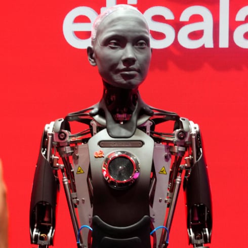 Robot con gran parecido al humano es capaz de expresar tristeza 