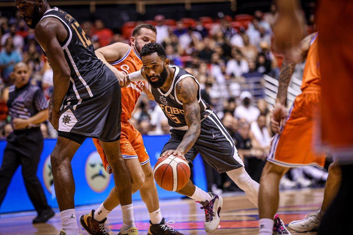 Carlos González dirigirá a los Gigantes de Carolina del BSN en el 2022 -  Primera Hora